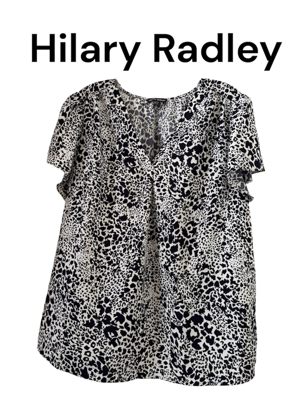 Hilary Radley Black & White Animal Print V‑Neck Flutter Sleeve Top XL